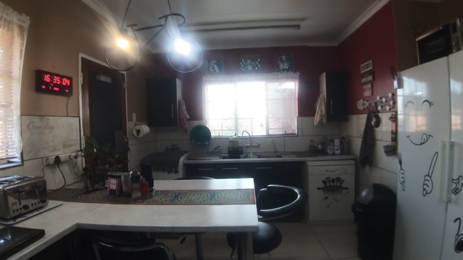3 Bedroom Property for Sale in Naudeville Free State